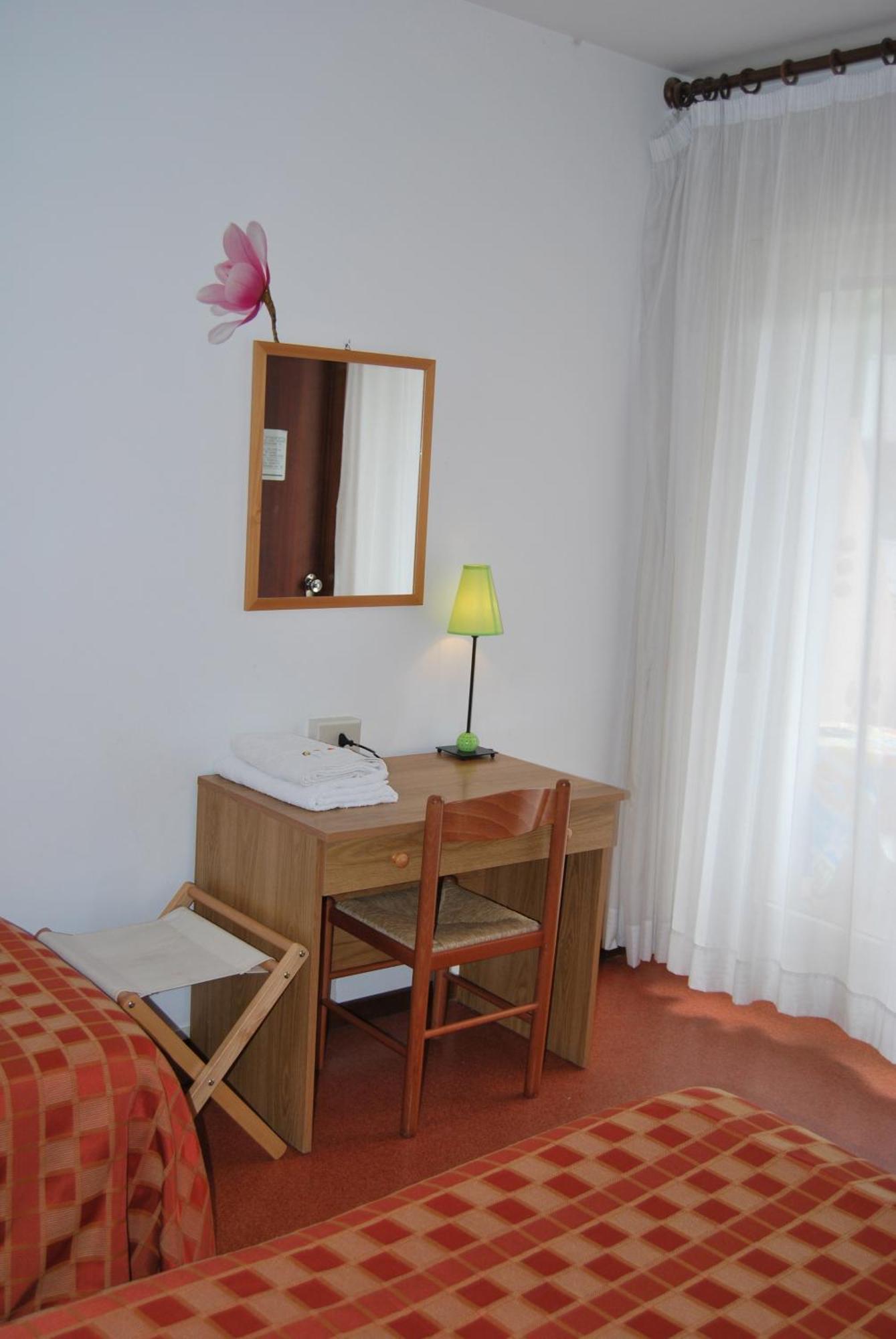 Hotel Rosapineta - Adults Only Lignano Sabbiadoro Extérieur photo
